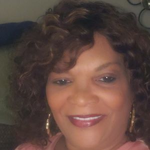 Meet your Posher, Cynthia